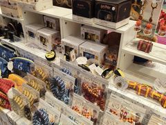 -名创优品(山东青岛华润万象城店)