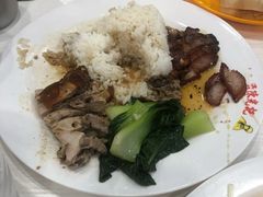 烤鸭肥叉拼盘饭-澳门陈光记烧味饭店(南京德基广场店)