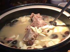 -胖哥俩肉蟹煲(永旺店)