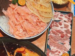 -周小明火锅(黑金冠社区店)