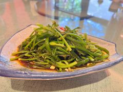 -香巴拉云南餐厅(华莱坞店)