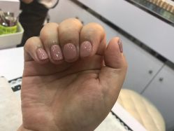 -美斯洛美甲美睫连锁店