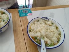 -财兜兜大黄山小馄饨