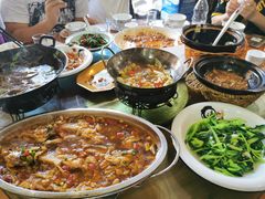 -临街徽菜馆·正宗黄山味