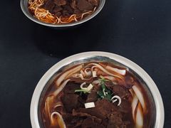 红油牛肉粉-薛记襄阳香辣牛肉面(平安路店)
