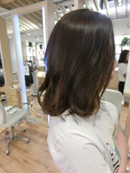 -简法造型·品牌形象店