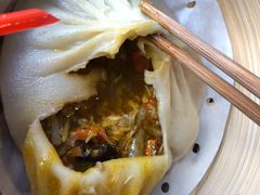蟹粉汤包-朱洪元苏式面馆(绿宝广场店)