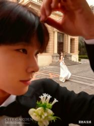 -城市花园婚纱摄影