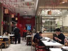 大堂-百事佳烧鸭牛腩(上海虹桥站店)