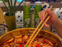 -毛肚向右·川渝毛肚王(经开永旺店)