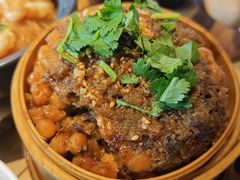 -有红鸡毛店·砂锅菜(抚琴夜市店)