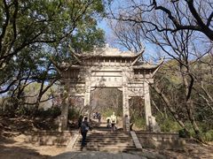 -灵岩山风景区