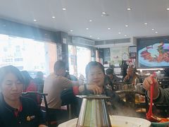 -川流不息·地道川菜·小龙虾(松东路店)