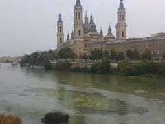 -皮拉尔圣母圣殿主教座堂