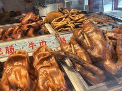 -老鼎万春卤菜(五代传承创始老店)