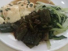 -笔架山食堂