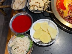 -王婆乔鲜鱼自助火锅(蜀汉路店)