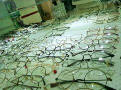 -罗创丹阳眼镜(童卫路店)