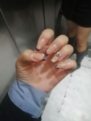 -尤米一站式美甲美睫