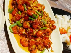 -巴厘龙虾·榜首油焖大虾(音乐学院·沿江酒馆店)