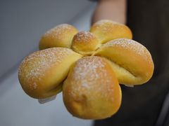 咸蛋黄南瓜包-喜茶(无锡荟聚中心店)