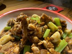 -老三样·美食研究中心(世贸路店)