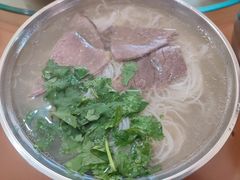 -胡记牛杂粉