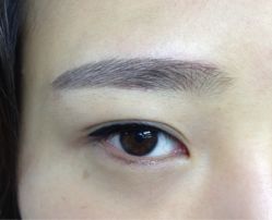 韩式平眉与眼线-平萍纹绣韩式半永久定妆