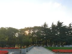 -上海市龙华烈士陵园