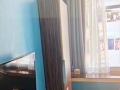 -卡罗酒店(东门晒布地铁站店)