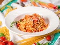 -JINNS锦时 steak&pizza(浸信会礼拜堂旧址店)