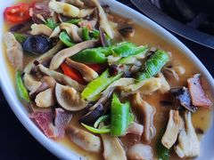 -野菌皇海景野生菌火锅(滨海大道店)