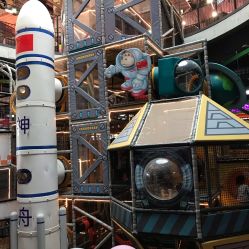-嗨翻Hi-Fun竞技主题乐园·蹦床团建生日聚会(五棵松华熙店)