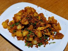 渣渣土豆-三猫黑鱼花(南大店)