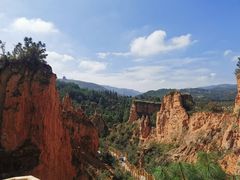 -彩色沙林风景区