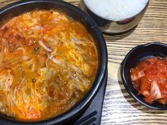 辣牛肉汤-吴草鸡爪오초닭발韩食堂(融恒盈嘉中心店)