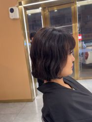 -一東造型烫发染发