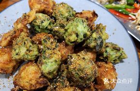 Crispy Tofu Meatballs