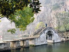 -绍兴东湖风景区