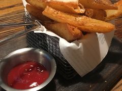 -I HOLIC艾豪丽披萨(KKone店)