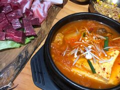 -金顺碳烤肉(番禺傍江地铁站店)