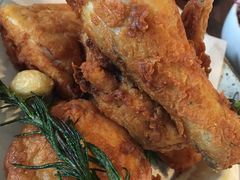 -ROAST coffee & eatery