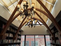 iphone_upload_pic-钟书阁(松江泰晤士小镇店)