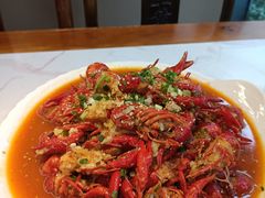 -乡土黄·鲜牛肉火锅·小龙虾(兴业街店)