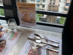 -半秋山西餐厅(宜昌大洋店)