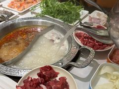 -嘎琉鲜切牛肉自助火锅
