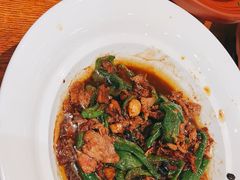 -黄泥岗·地道湖北菜(奥特莱斯店)