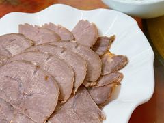 凉拌卤牛肉-益华家菜屋(世茂店)