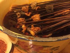 -拈签一笑黄牛肉辣卤串串