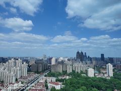 -上海龙之梦万丽酒店